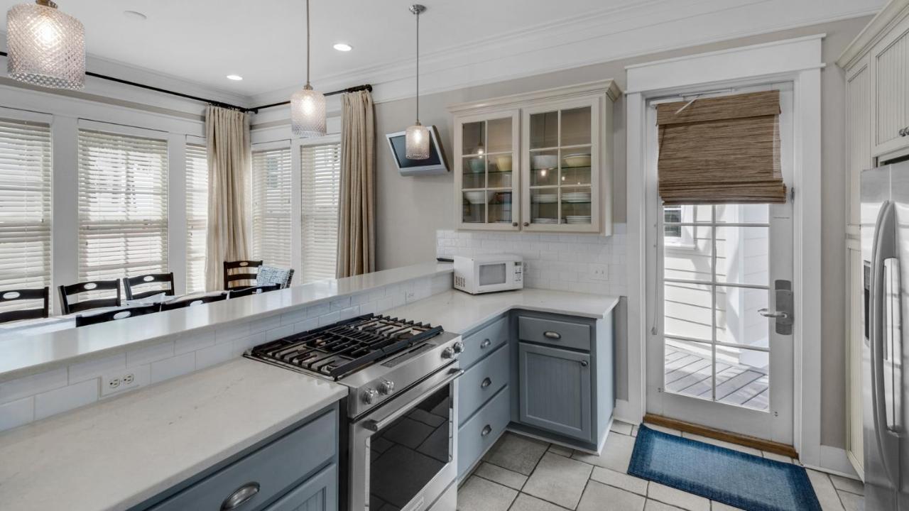 Walking On Sunshine - Benchmark Management Holiday home *
